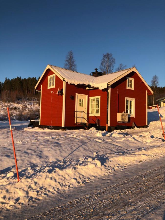Trevlig Stuga Naera Hovfjaellet Torsby Exterior foto